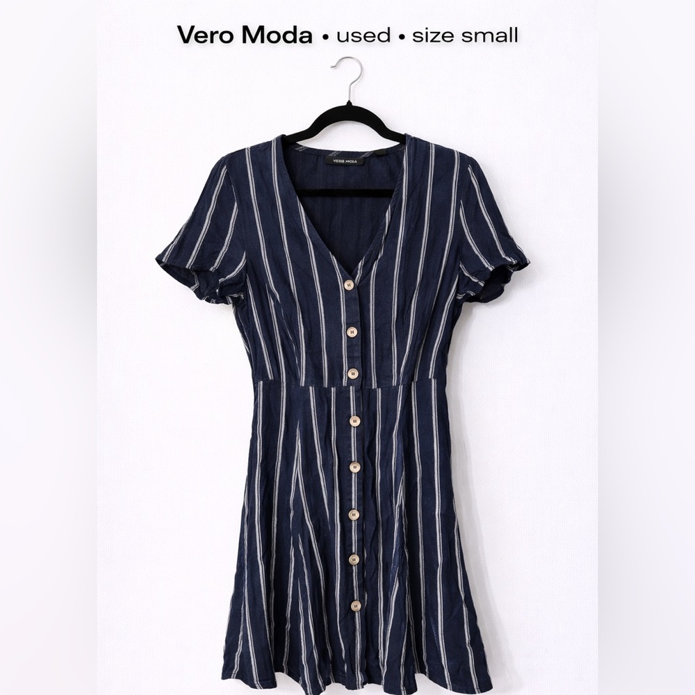 Vero Moda Blue Button-Down Midi Dress